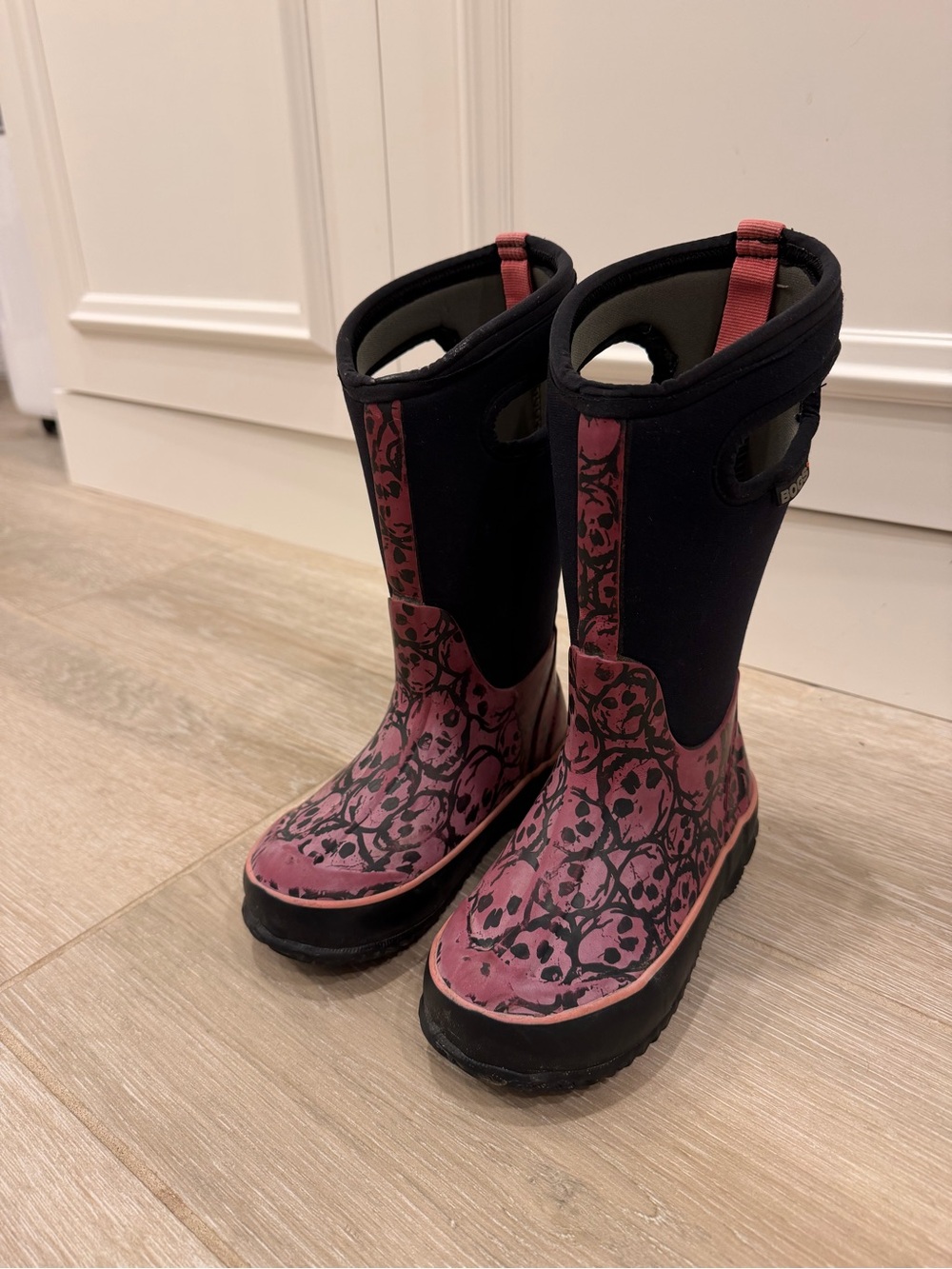 Bogs kids classic skull boot size 12